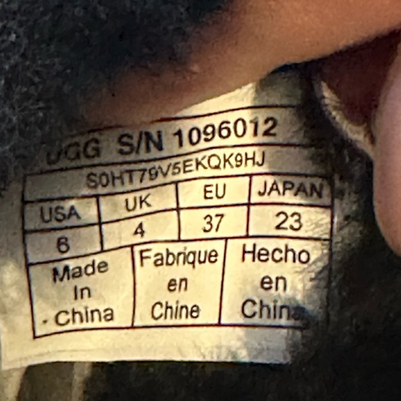 $210 UGG Mini Sequin Bow Wool Lined SHEARLING Bootie BLACK 6 (SE6) - Picture 11 of 11